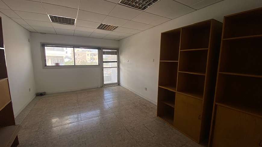 Office space for rent/Larnaca centre