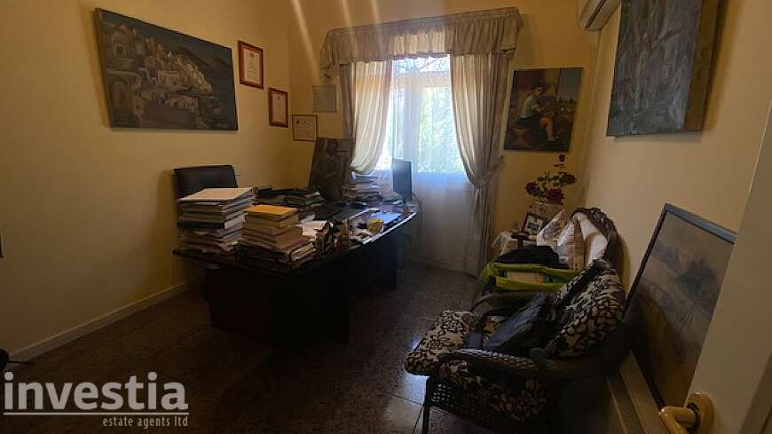 4 bdrm house for rent/Oroclini