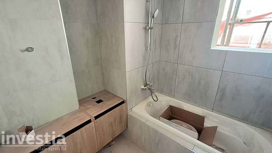 2 bdrm flat for sale/Livadhia