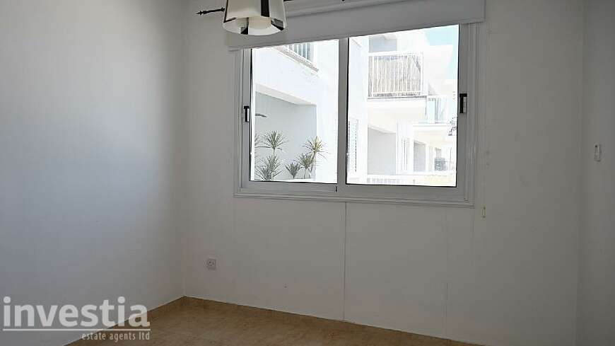 2 bdrm flat for sale/Paralimni