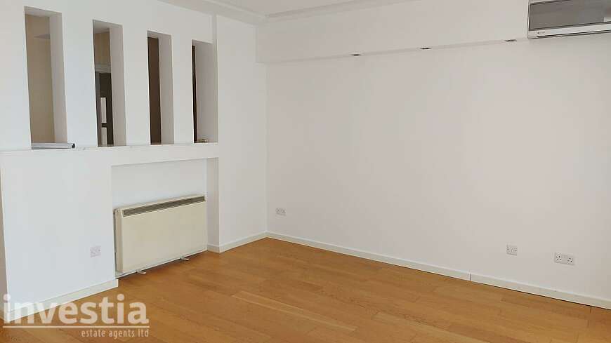 3 bdrm apt/Phaneromeni