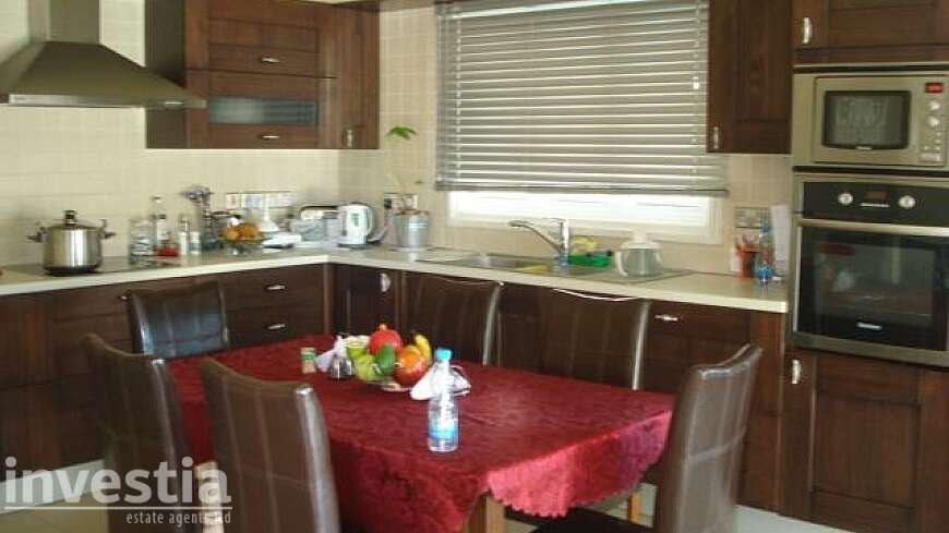 4 bedroom House/ By Pass