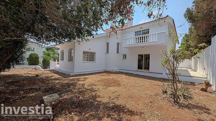 4 bdrm villa for sale/Limassol