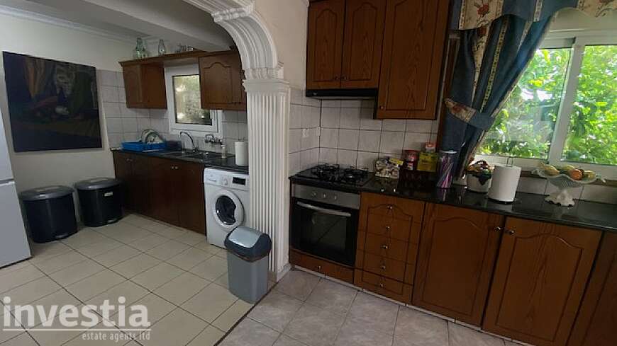 4 bdrm house for rent/Oroclini