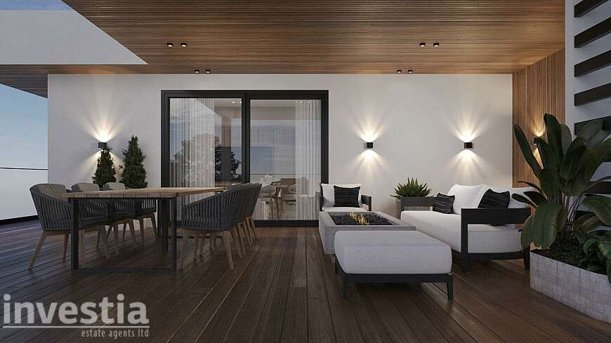 2 bdrm penthouse apts/New Stadium area