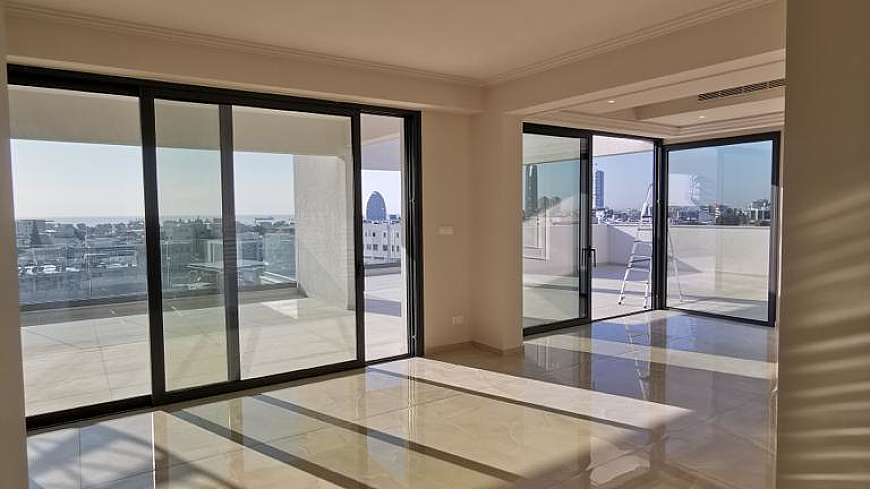2 exclusive 4 bedroom penthouses for Sale in Limassol