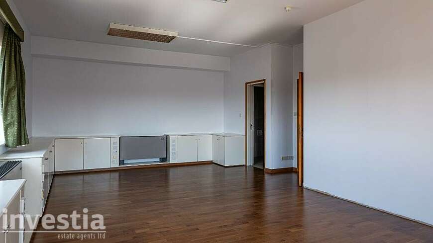 Office on the 6th floor in Agioi Omologites, Nicosia