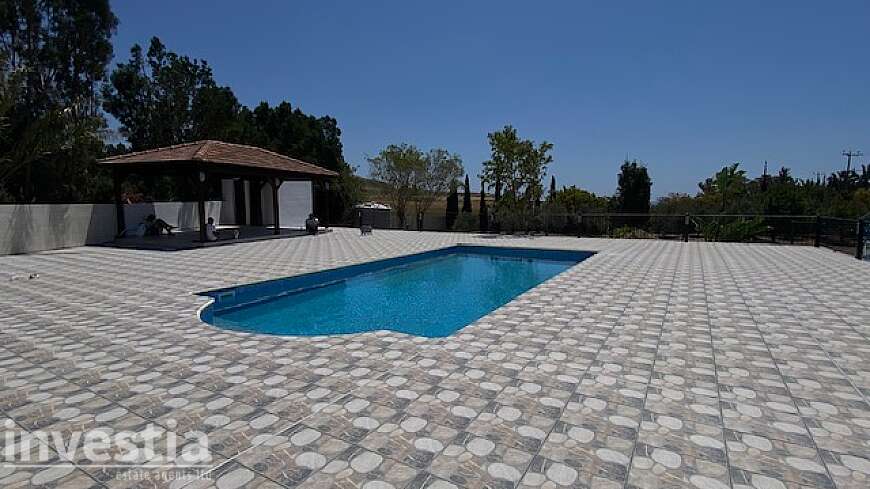 5 bdrm villa for rent/Pyla