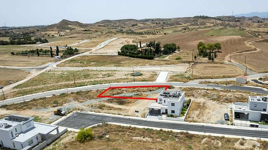 Residential plot under division in Latsia, Nicosia