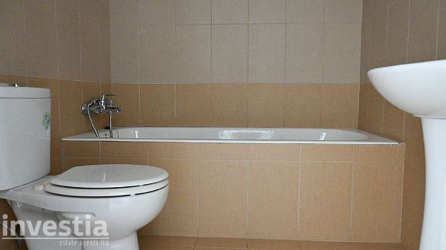 2 bdrm flat for sale/Paralimni