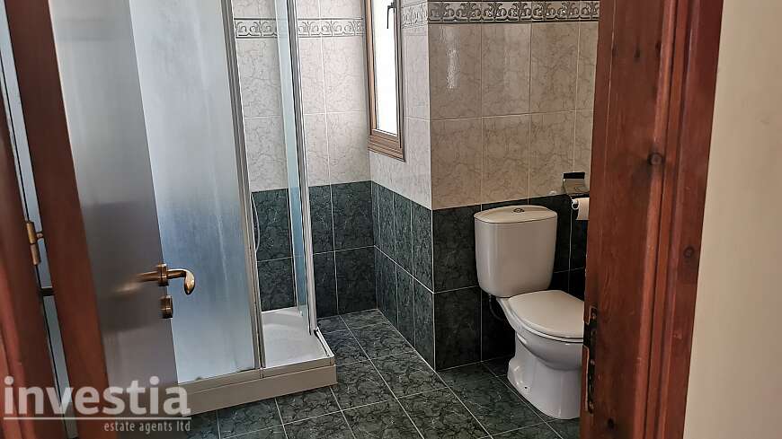 4 bdrm house/New Stadium area