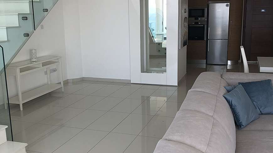 3 bdrm penthouse for sale-rent/Larnaca Centre