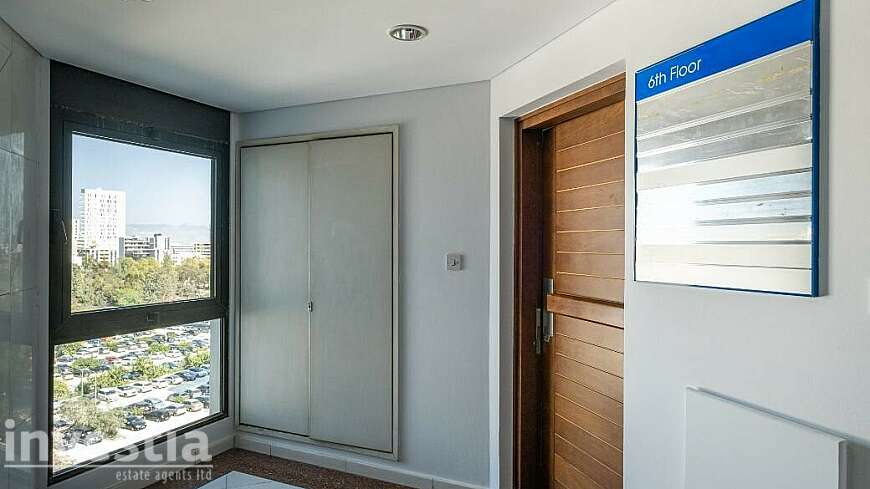 Office on the 6th floor in Agioi Omologites, Nicosia