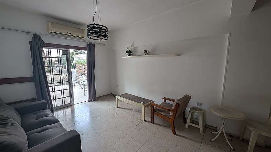 2 bdrm flat for sale/Dhrosia