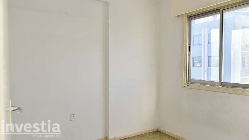 2 bdrm flat for sale/Larnaca