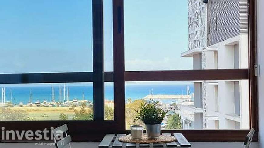 2 bdrm penthouse for rent/Makarios Avenue