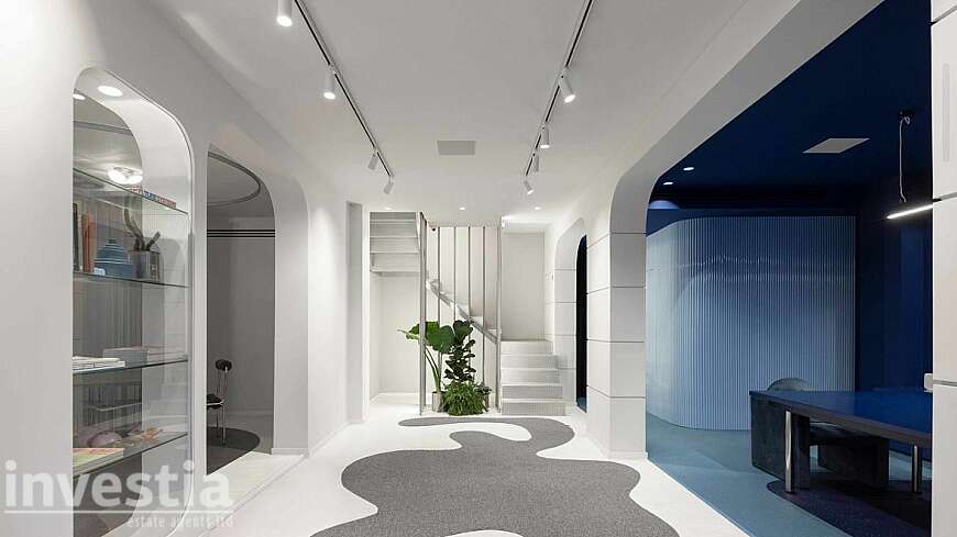 Office for rent/center