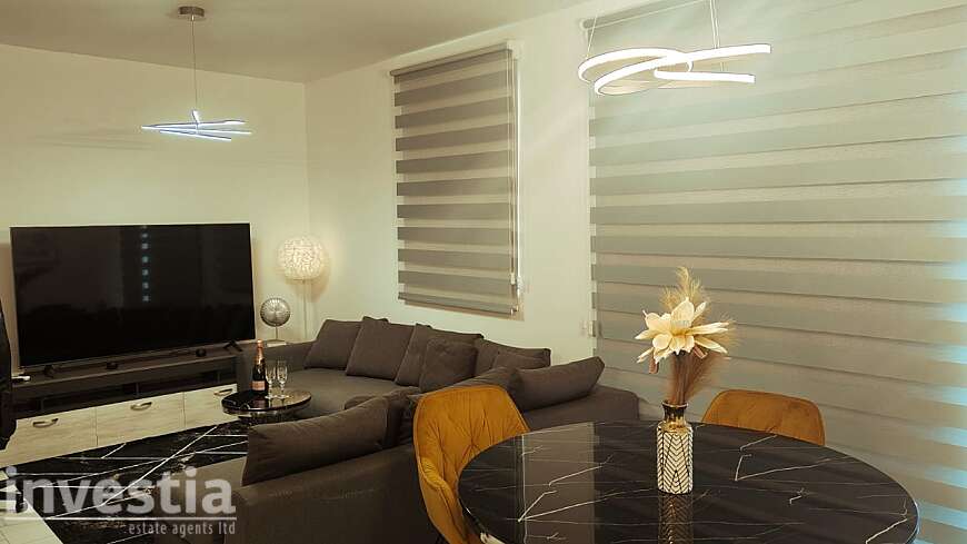 2 bdrm brand new penthouse/Dhrosia