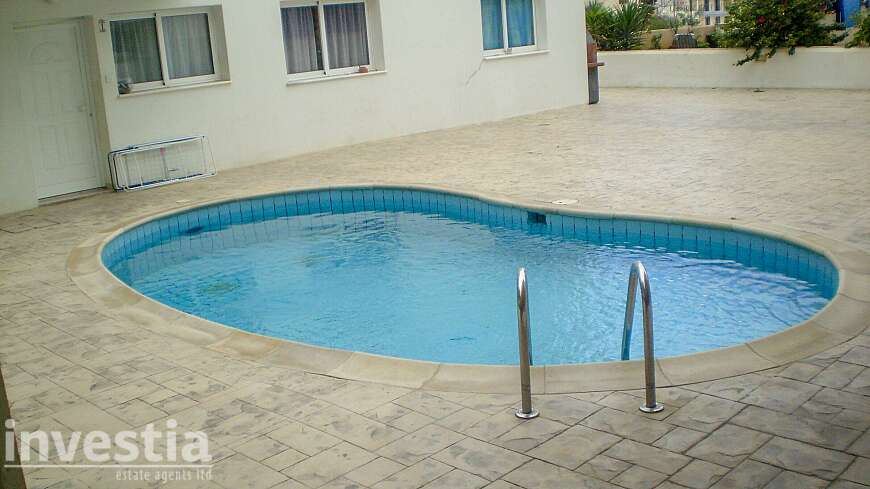 2 bedroom apartment in Paralimni