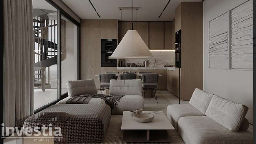 2 bdrm apts/center