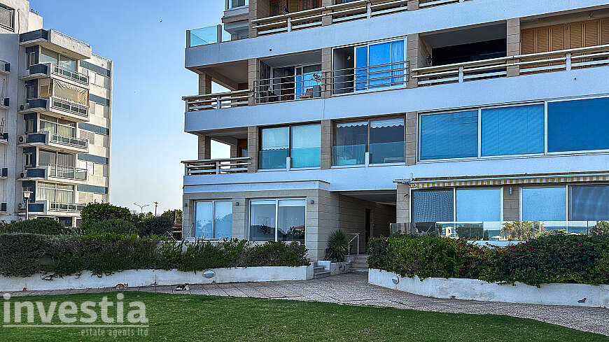3 Bedroom Apartment For Rent in Mackenzie, Larnaca