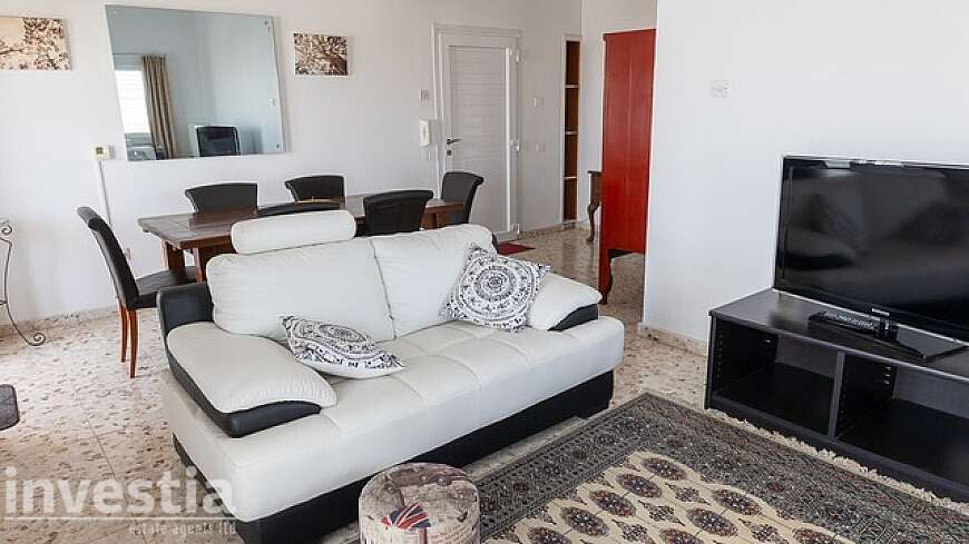 3 bdrm apt/Phaneromeni