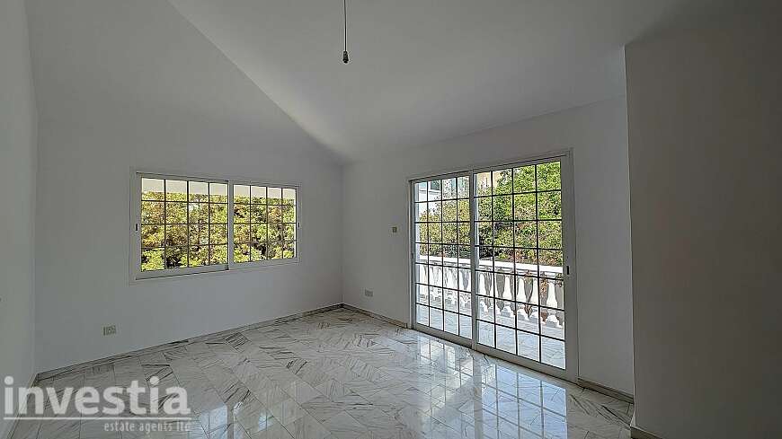 4 bdrm villa for sale/Limassol