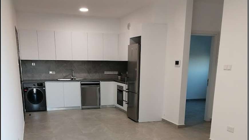 2 bdrm apts/Dromolaxia