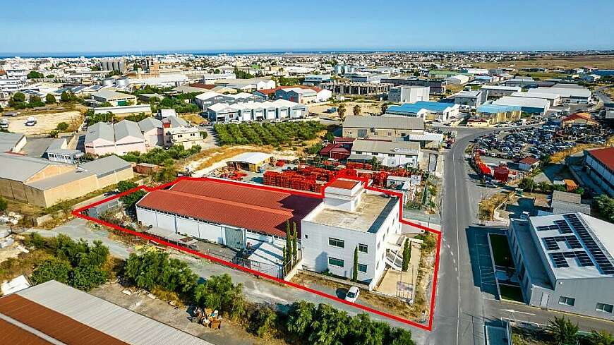 Warehouse and offices in Aradippou, Larnaca