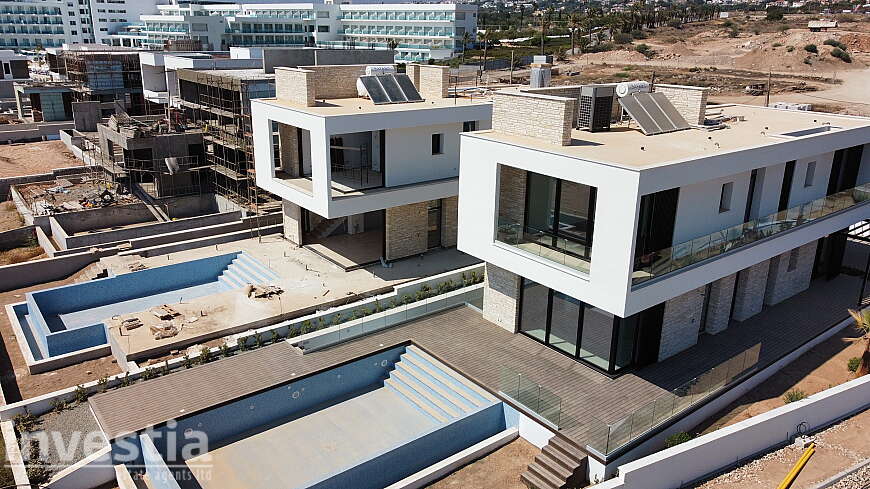 3 Bedroom Beachfront Villa in Paphos For Sale