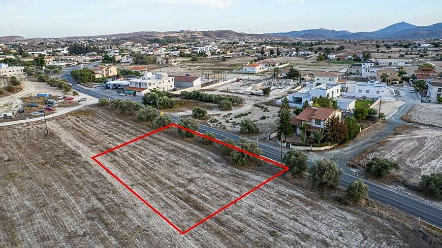 Commercial field in Lympia, Nicosia