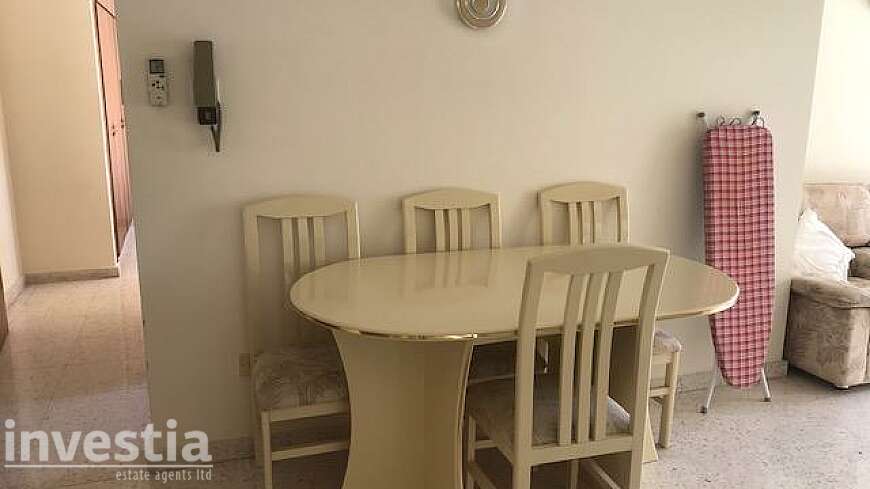 1 bdrm apartment/Land Registry area