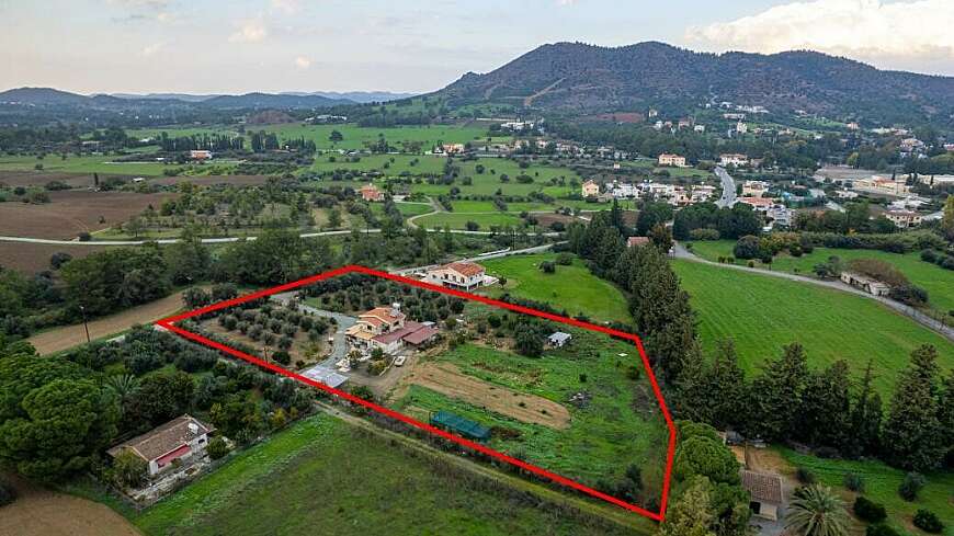 Two-storey house in a large field in Pyrga, Larnaca