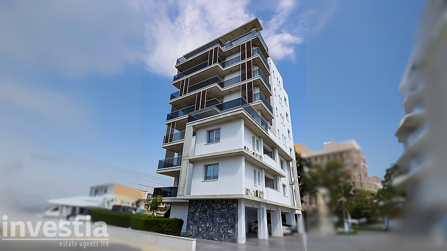 Building for sale /center