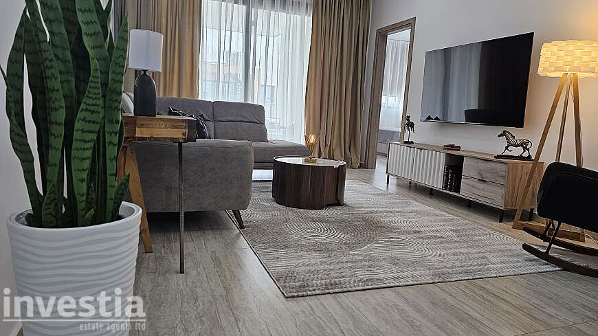 3 bdrm penthouse apartment for rent/Livadhia