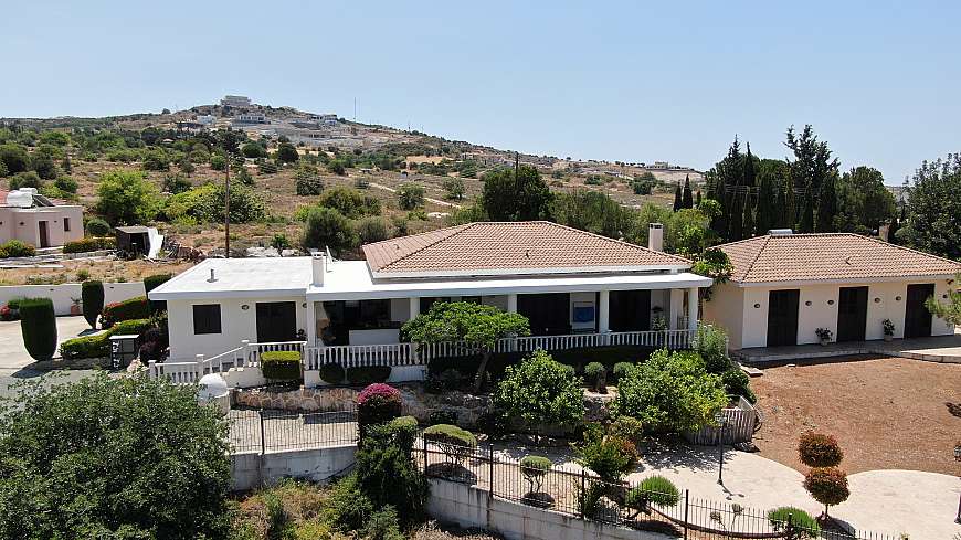 Bungalow for sale In Paphos