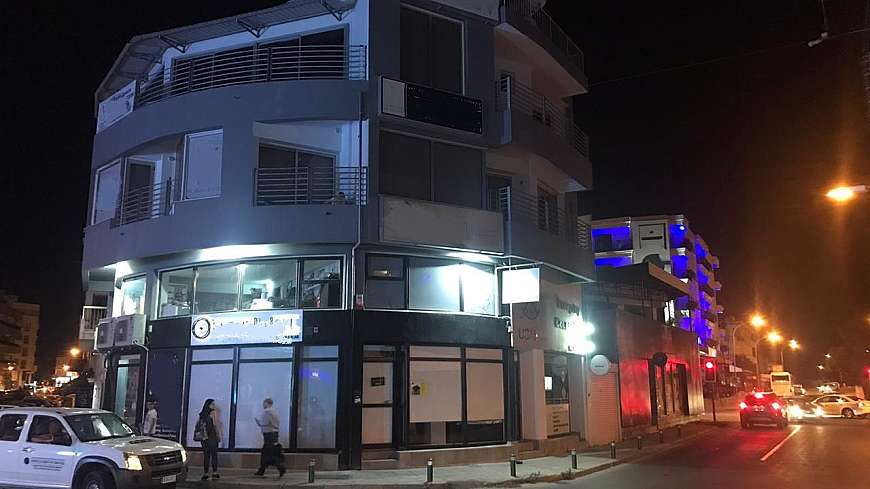 Building for sale/Larnaca