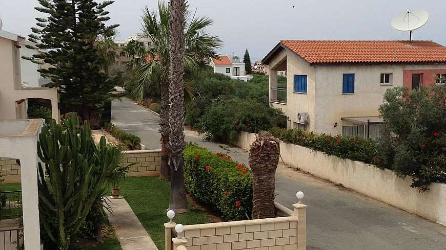 **SPECIAL OFFER-FROM €300,000 NOW €275,000** 3 Bedroom Detached Villa with Big Plot in Pernera