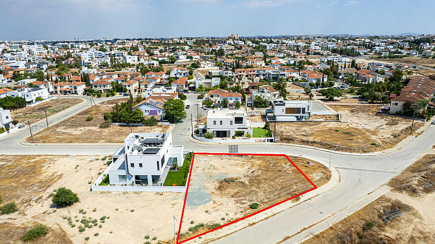 Residential plot in Egkomi, Nicosia