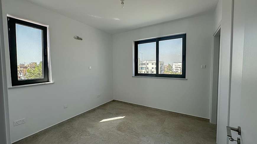 2 bdrm apartments for rent/New Stadium area