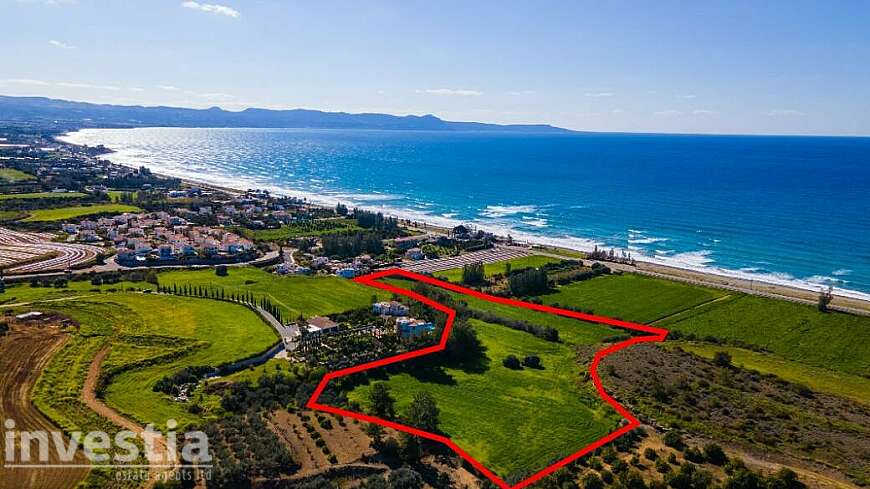Shared tourist field in Argaka, Paphos