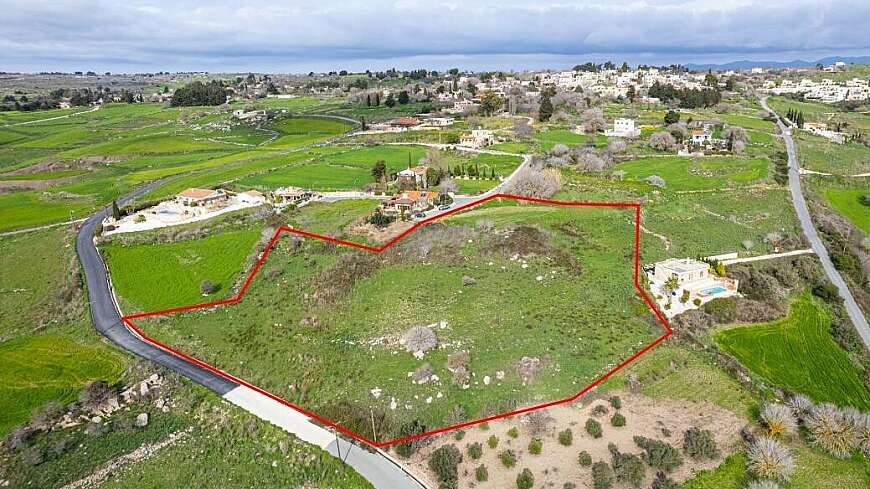 Shared residential field in Pano Arodes, Paphos