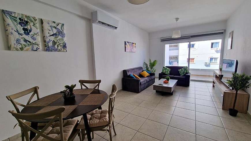2 bdrm furnished apartments for rent/Larnaca center