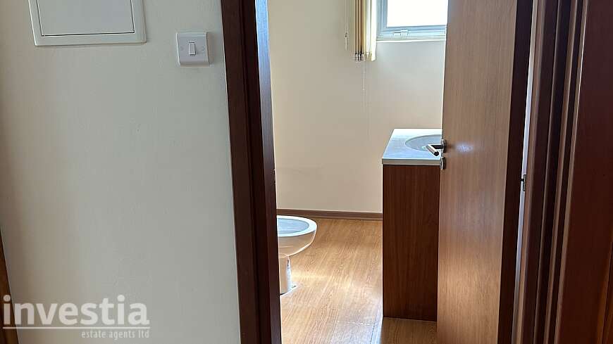 Office space for rent/Off Makarios Avenue