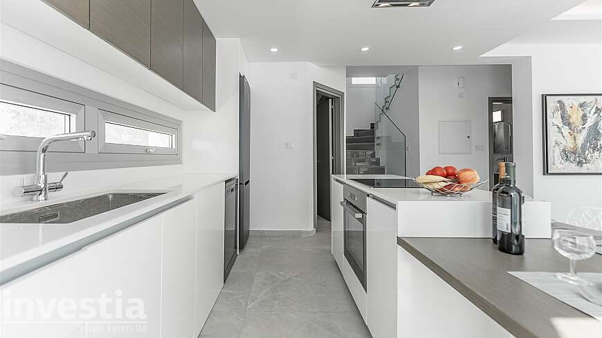 4 Bedroom Villa For Sale in Protaras