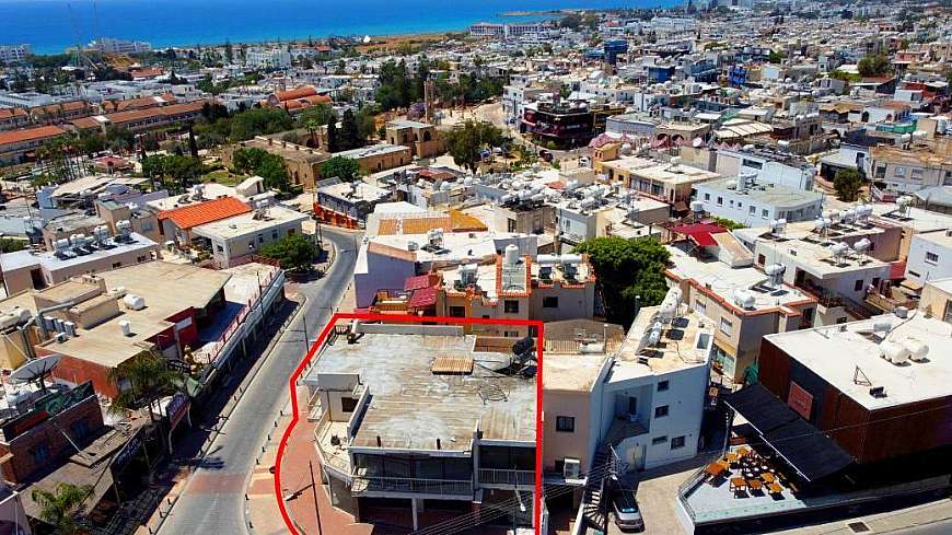 Shared mixed-use building in Agia Napa, Famagusta