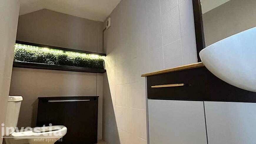 4 Bedroom House For Sale in Egkomi, Nicosia