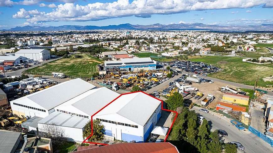 Industrial warehouse in Latsia, Nicosia