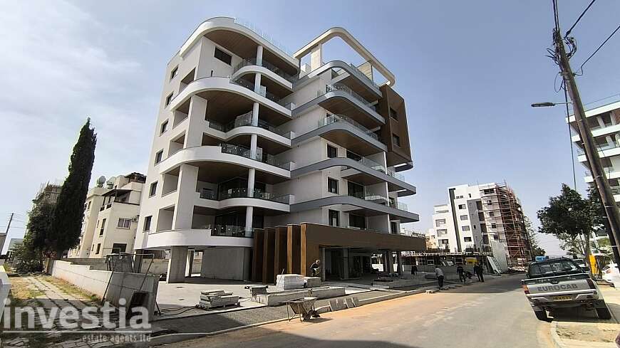 3 bdrm brand new apt/ Mackenzie