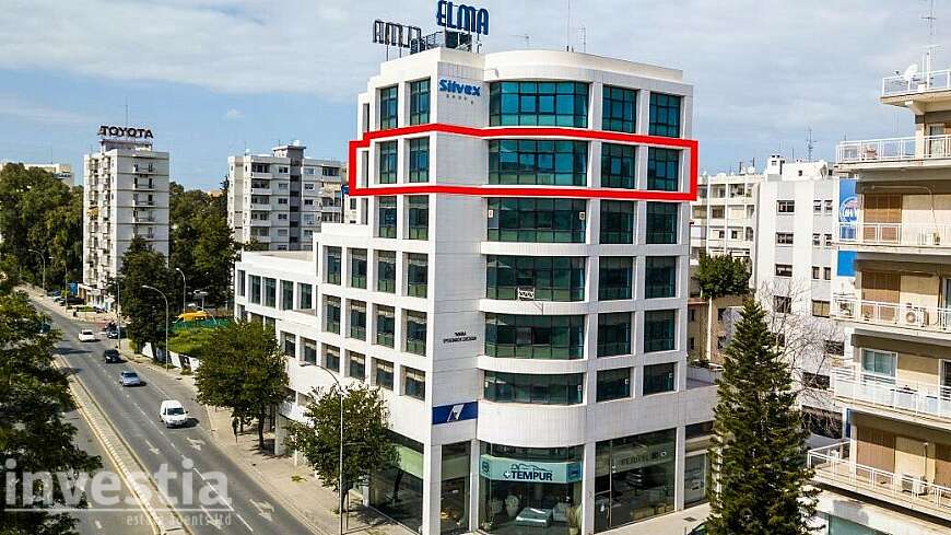 Office on the 5th floor in Agioi Omologites, Nicosia